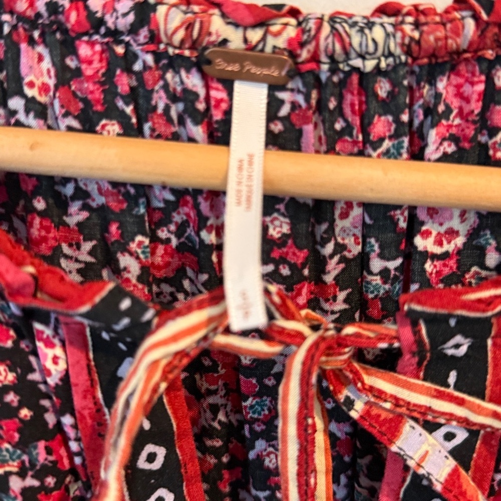 Free People Happy Feelings Dress
Maxi Long Sleeve Red Black S - Picture 8 of 11